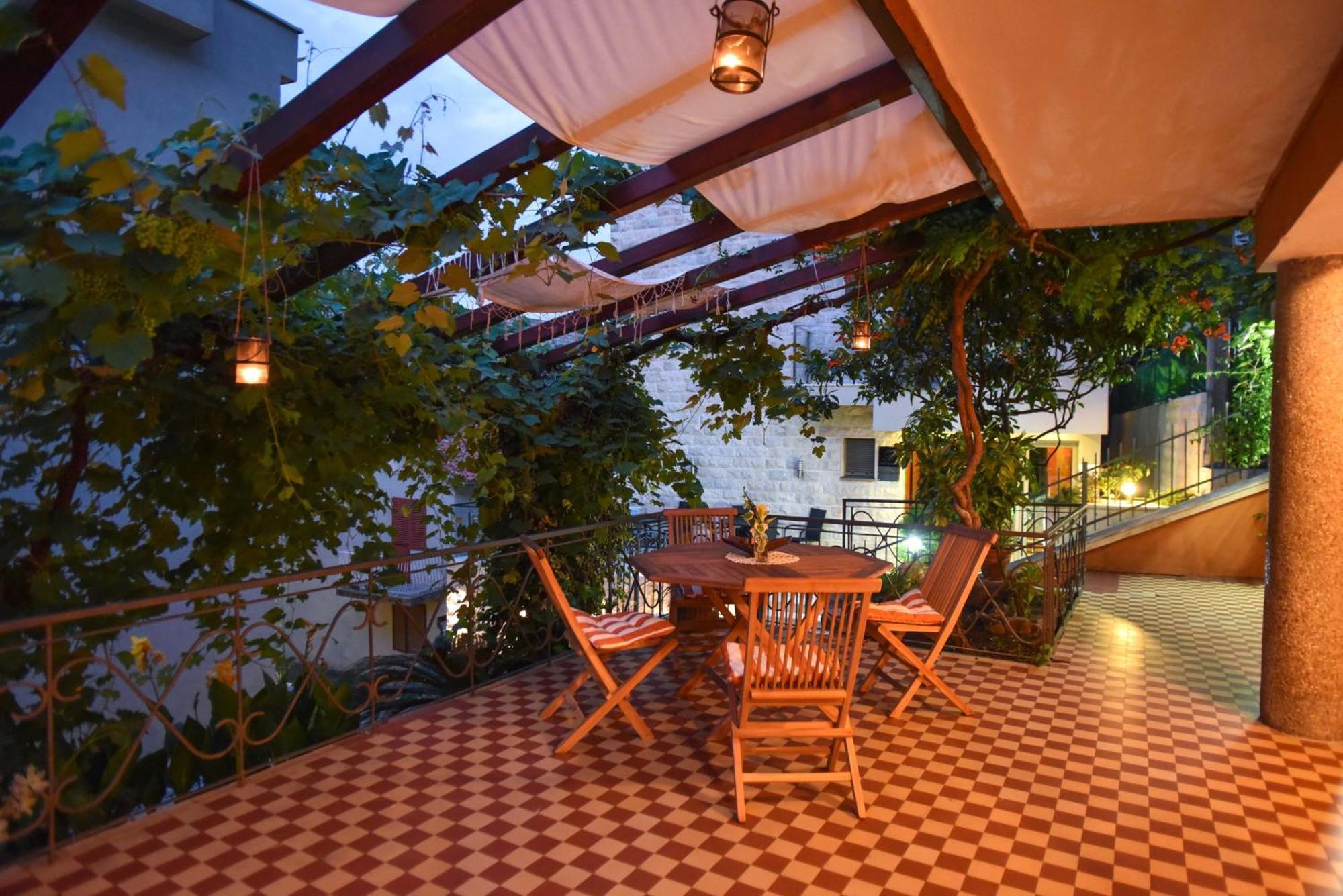Guest House Amfora Budva Buitenkant foto